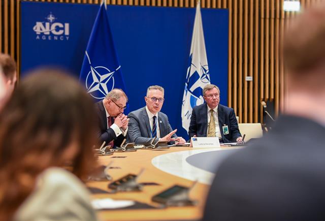 NATO launches artificial intelligence strategic initiative