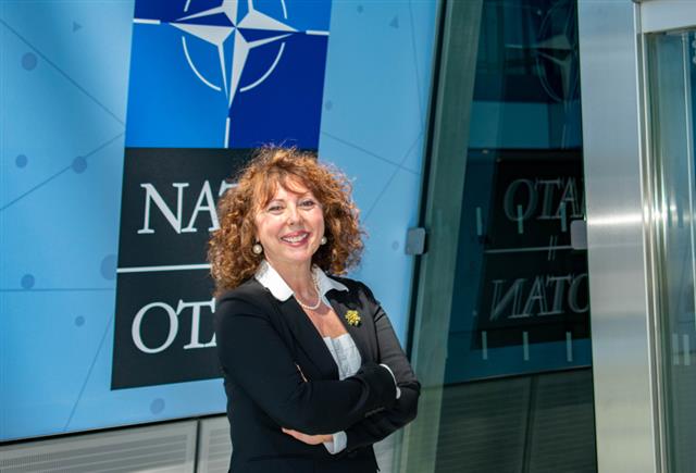 Meet Tiziana Pezzi, a Principal Contracting Officer at the NCI Agency