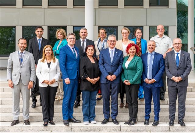 NATO Parliamentary Assembly visits NCIA in The Hague