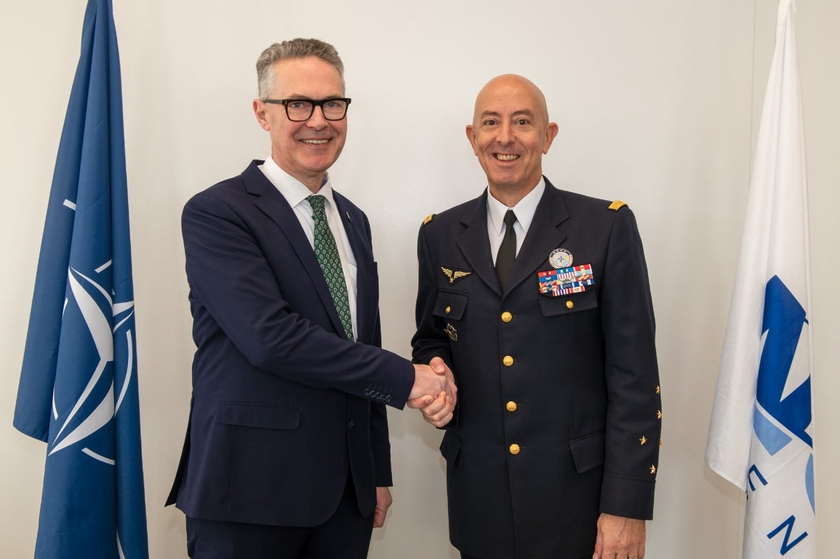 Supreme Allied Commander Transformation visits NCI Agency