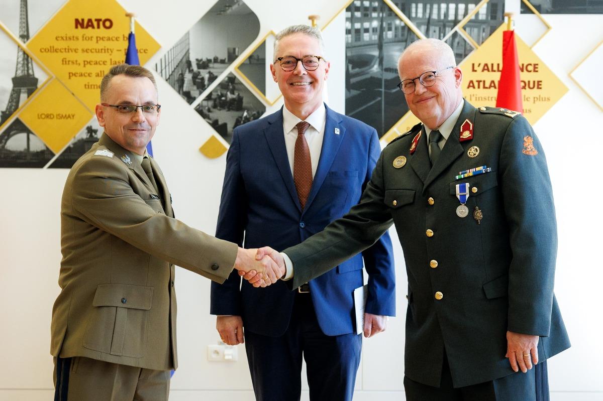 NCIA bids farewell to outgoing Chief of Staff and welcomes his successor