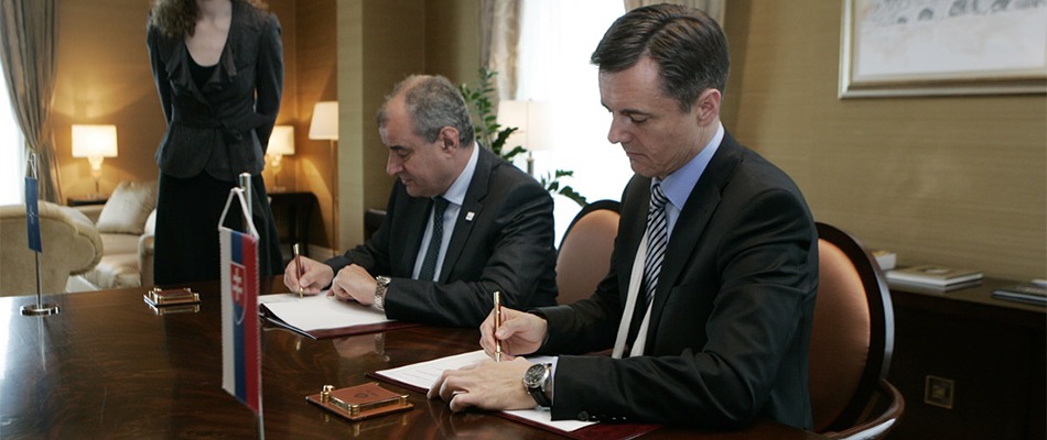 Slovak MoD and NCIO sign Memorandum of Agreement for Cooperation on C4ISR Activities